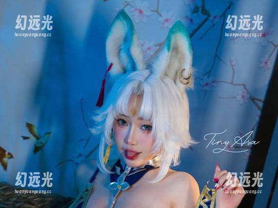 谁说Tiny Asa不能玩蕾丝？最新原图秀出不一样的姿态